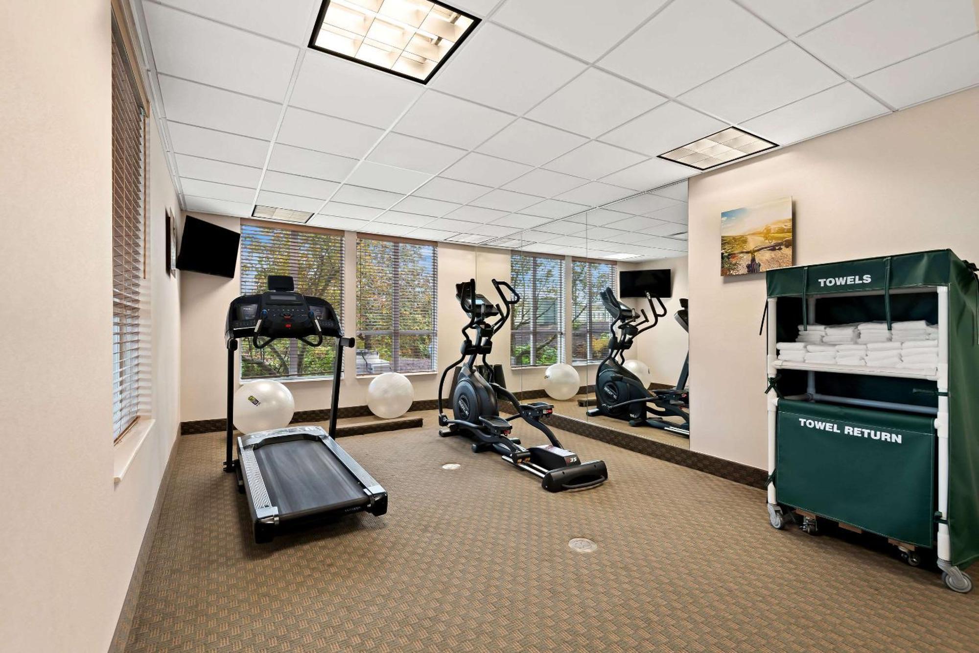 Comfort Inn & Suites Creswell Bagian luar foto