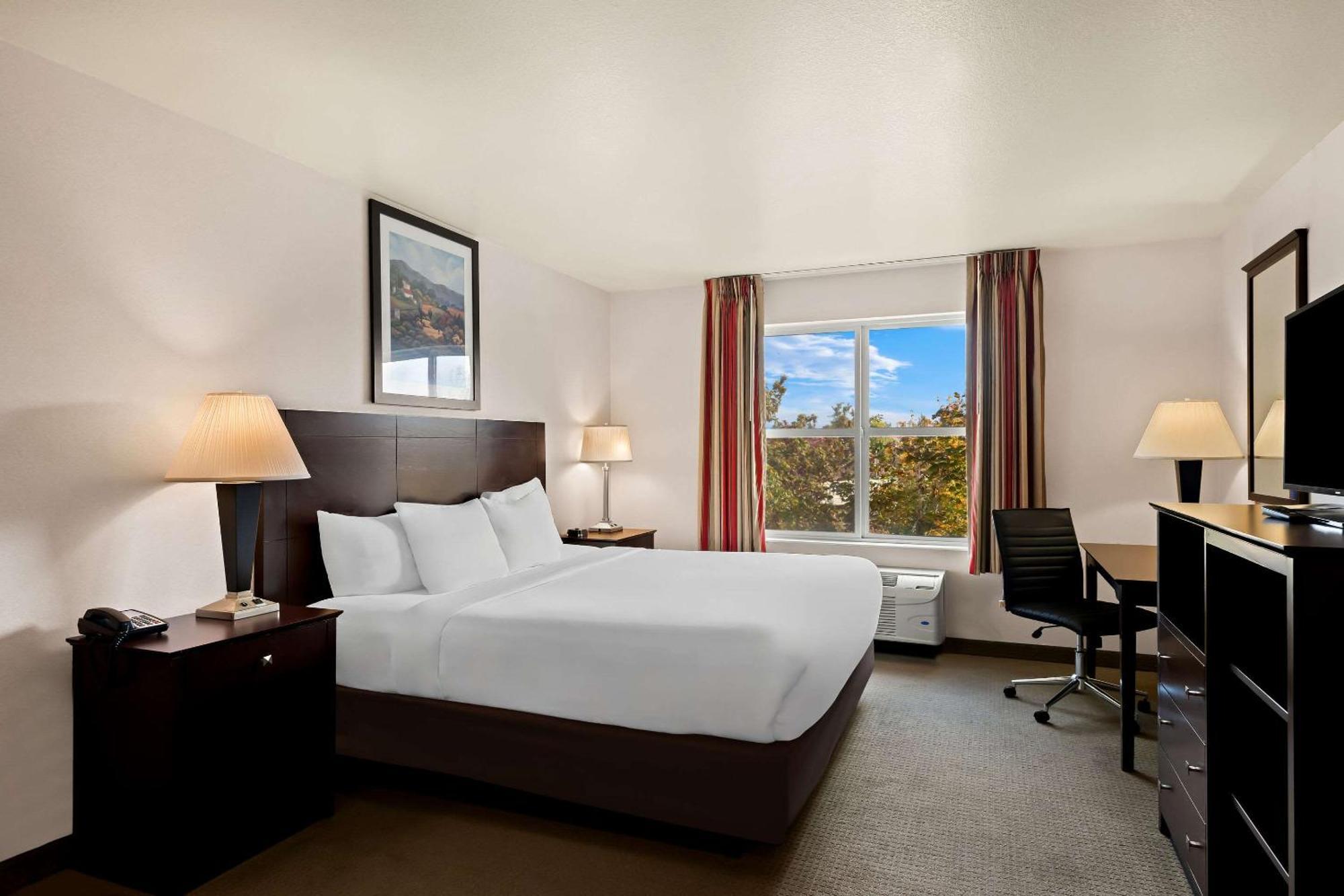 Comfort Inn & Suites Creswell Bagian luar foto