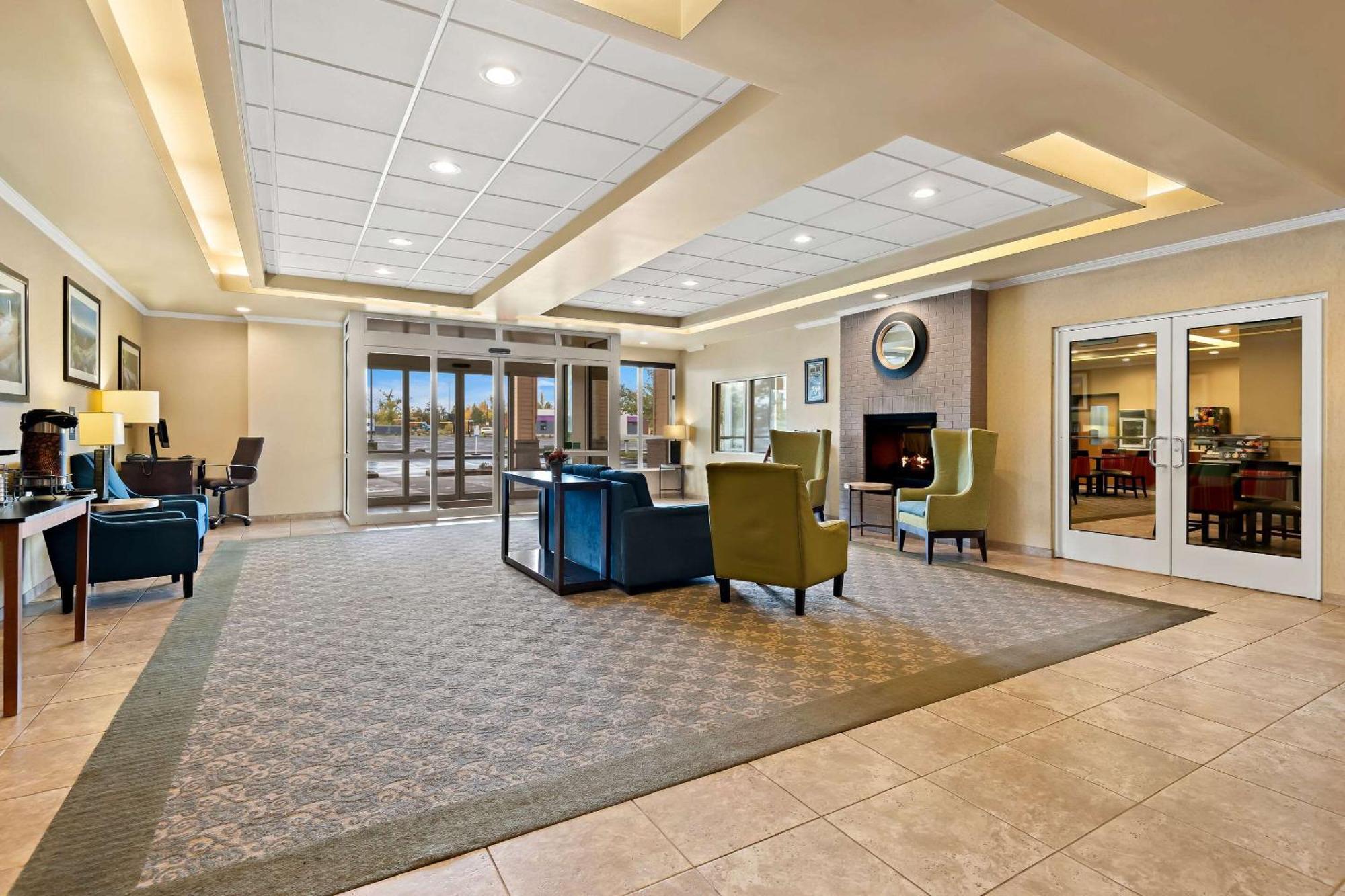 Comfort Inn & Suites Creswell Bagian luar foto